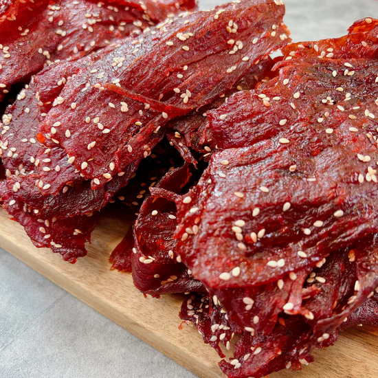 Khô Bò BBQ Mè Ướp Nước Trái Cây (Ăn Gỏi Đu Đủ) A04